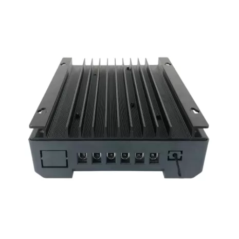 Regolatore di carica 30A 12V/24V MPPT Solarfam