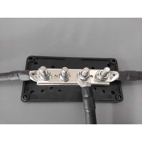 Bus-bar di distribuzione 300A 4xM8 colore nero