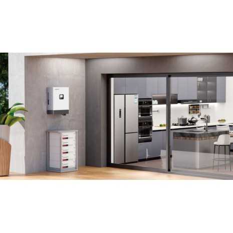 Kit fotovoltaico a isola 6kW con inverter 6kW e...