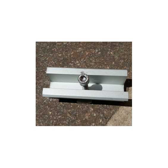 Supporto pannello solare su lamiera grecata o tegola canadese